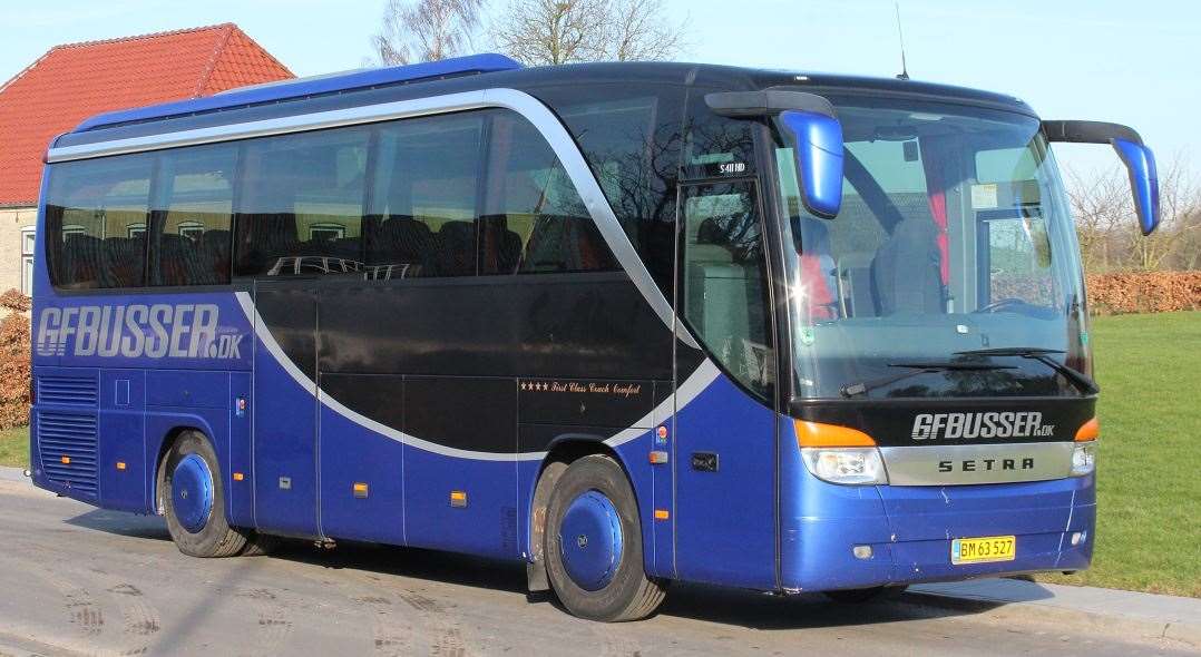 Turistbus: SETRA 411 HD